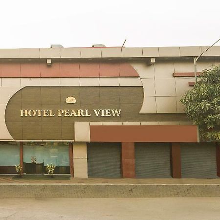 Oyo 8193 Hotel Pearl View Мумбай Екстериор снимка