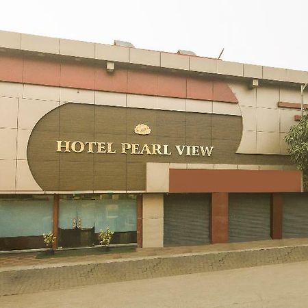 Oyo 8193 Hotel Pearl View Мумбай Екстериор снимка