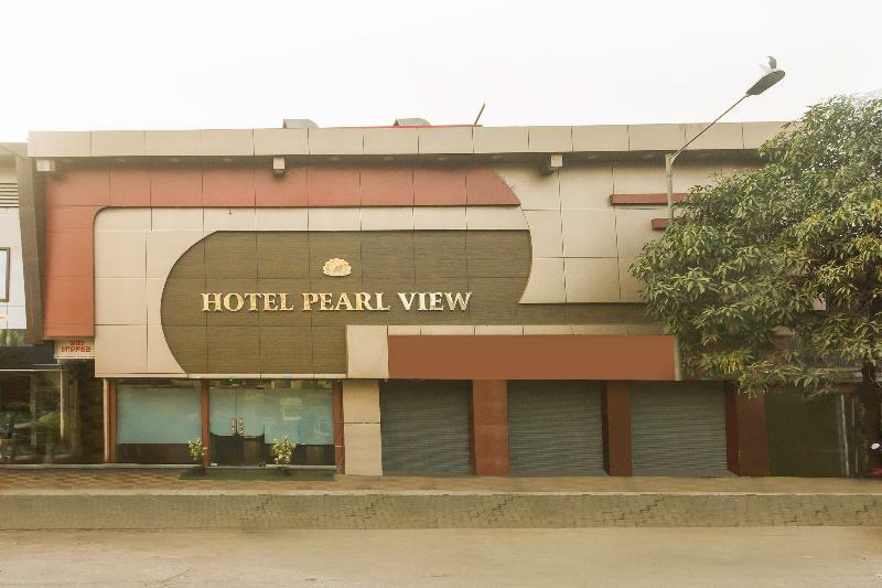 Oyo 8193 Hotel Pearl View Мумбай Екстериор снимка